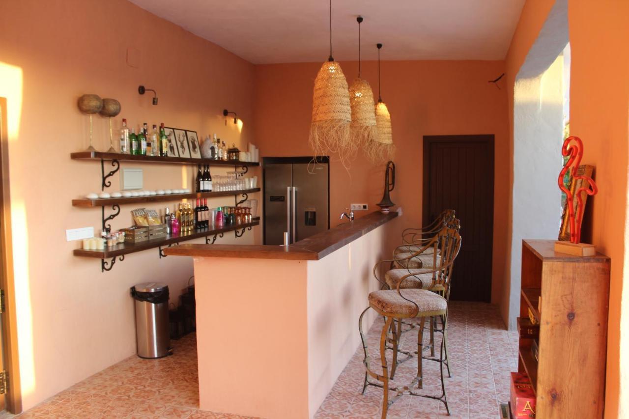 Room In Villa - Beautiful Accommodation At The Heart Of Andalusia Puente Genil Eksteriør billede